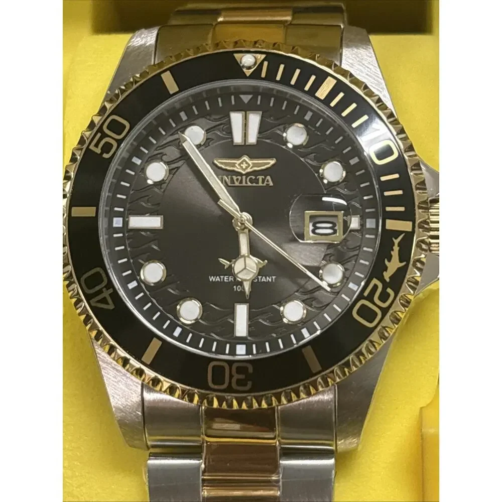 Men’s Invicta Pro Diver Currentwave 43M Steel Gold Black Dial New 30023